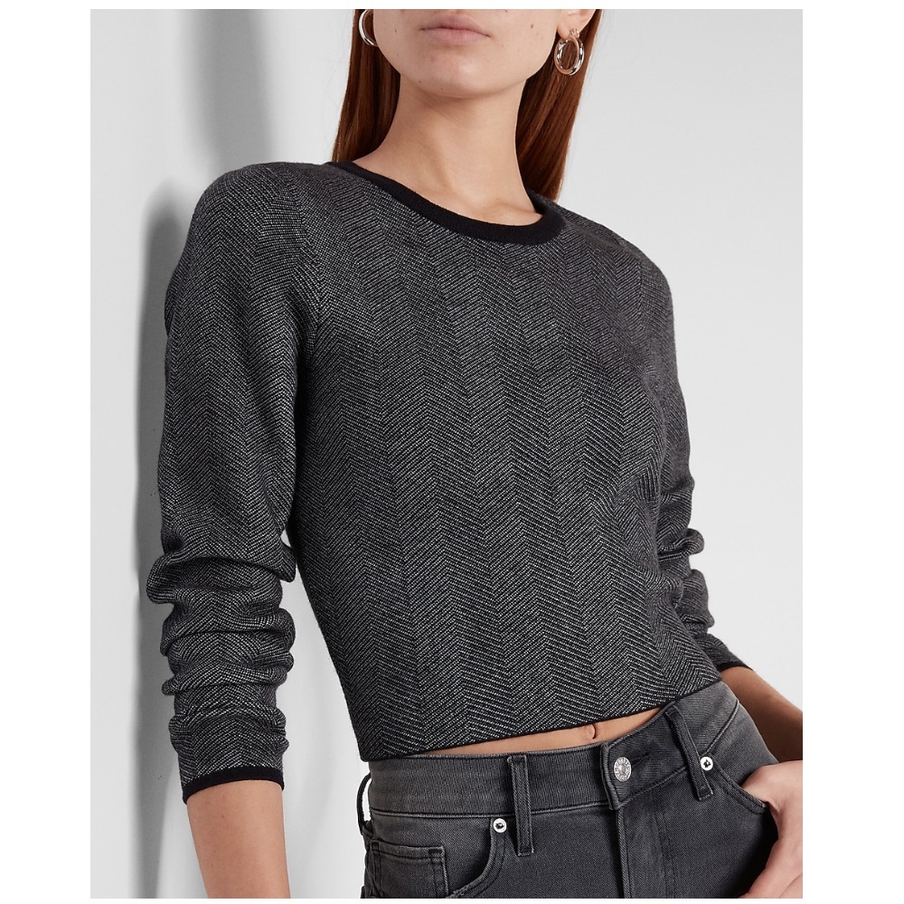 NWOT Herringbone Fitted Crop Crewneck